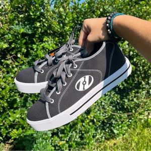 brand new heelys